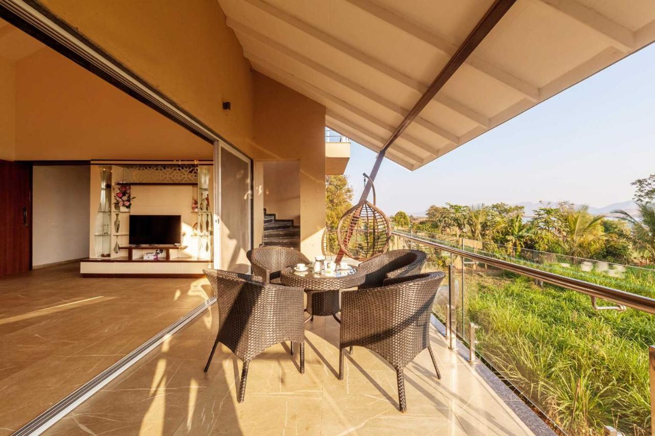 Luna Villa By Stayvista - Lakeside Charm With Terrace, Lush Lawn & Modern Decor Nashik Exterior photo